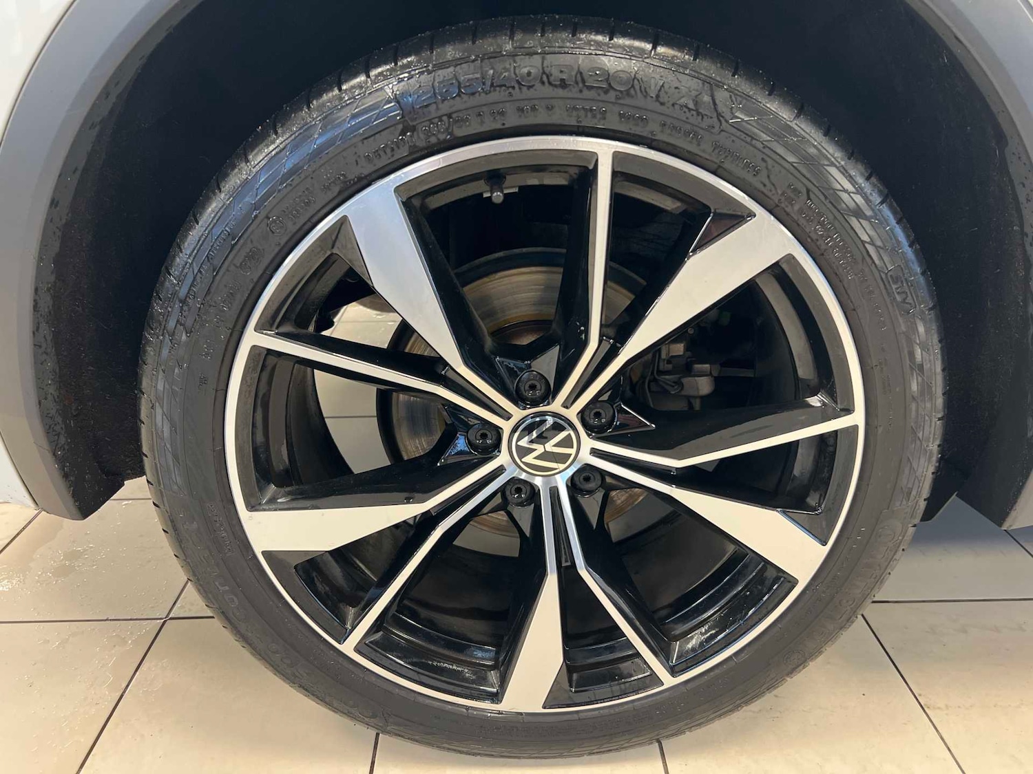 Used Volkswagen Tiguan 2023 for sale - 76501873: Photo 9