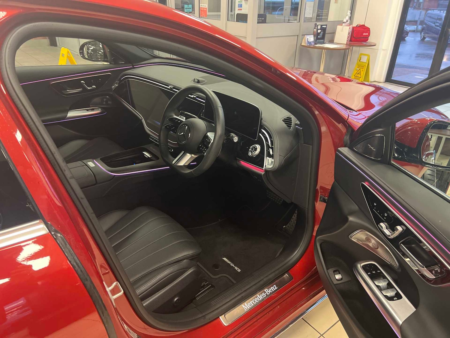 Used Mercedes-Benz E Class 2024 for sale - 76636817: Photo 13