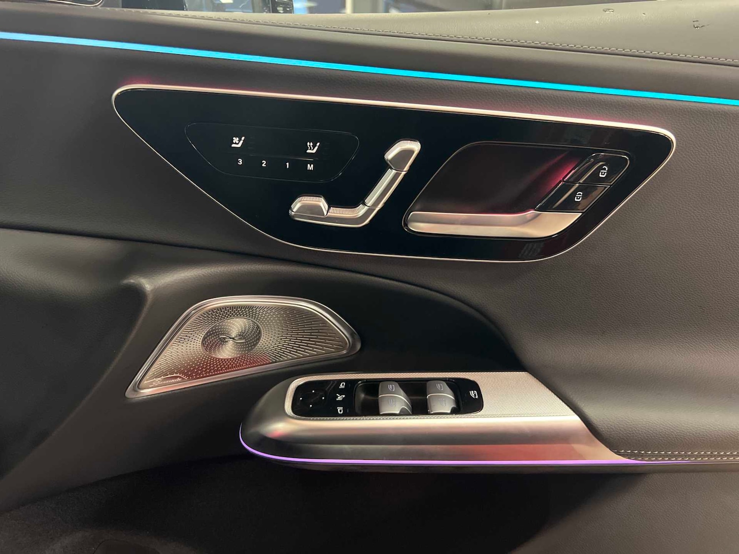 Used Mercedes-Benz E Class 2024 for sale - 76636817: Photo 31