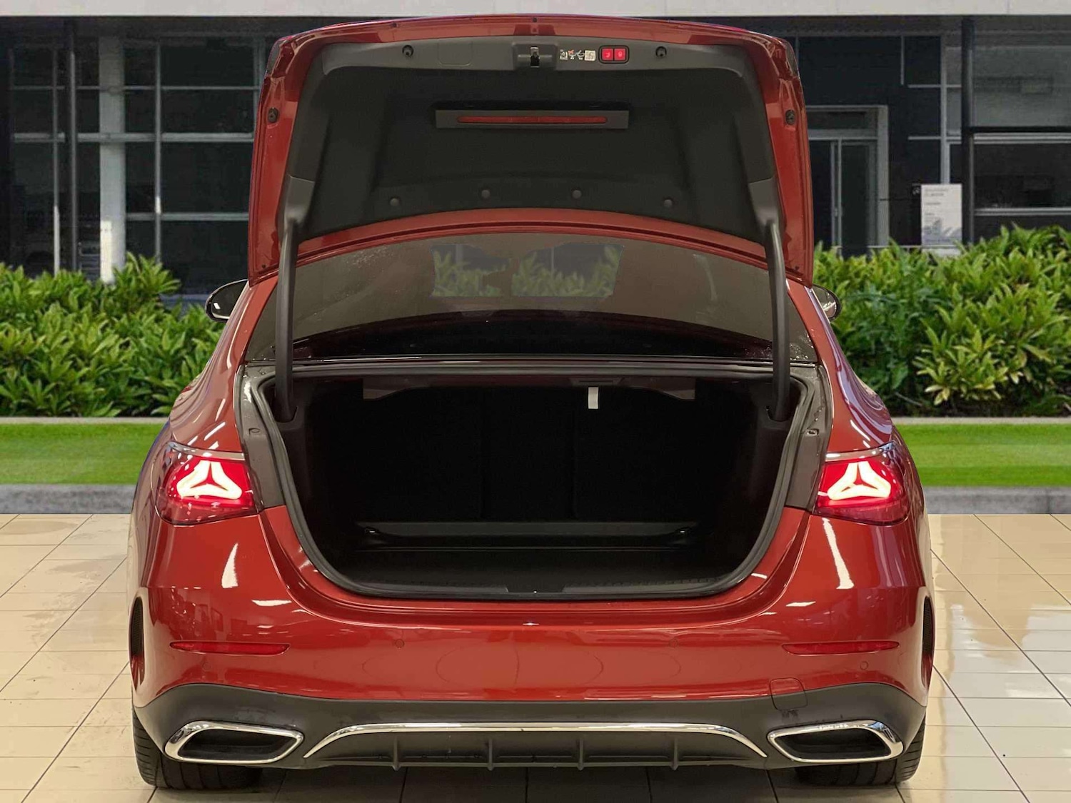 Used Mercedes-Benz E Class 2024 for sale - 76636817: Photo 5