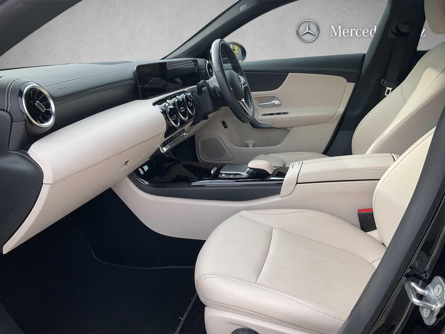 Used Mercedes-Benz CLA 2023 for sale - 77674693: Photo 18