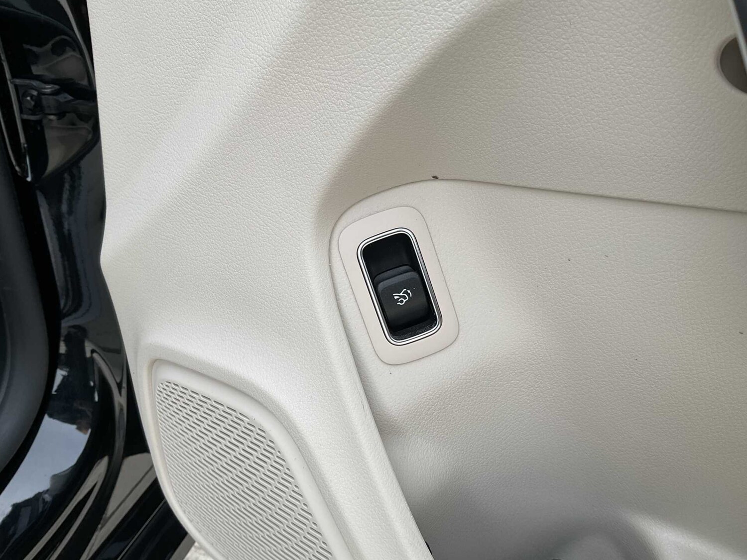 Used Mercedes-Benz CLA 2023 for sale - 77674693: Photo 27