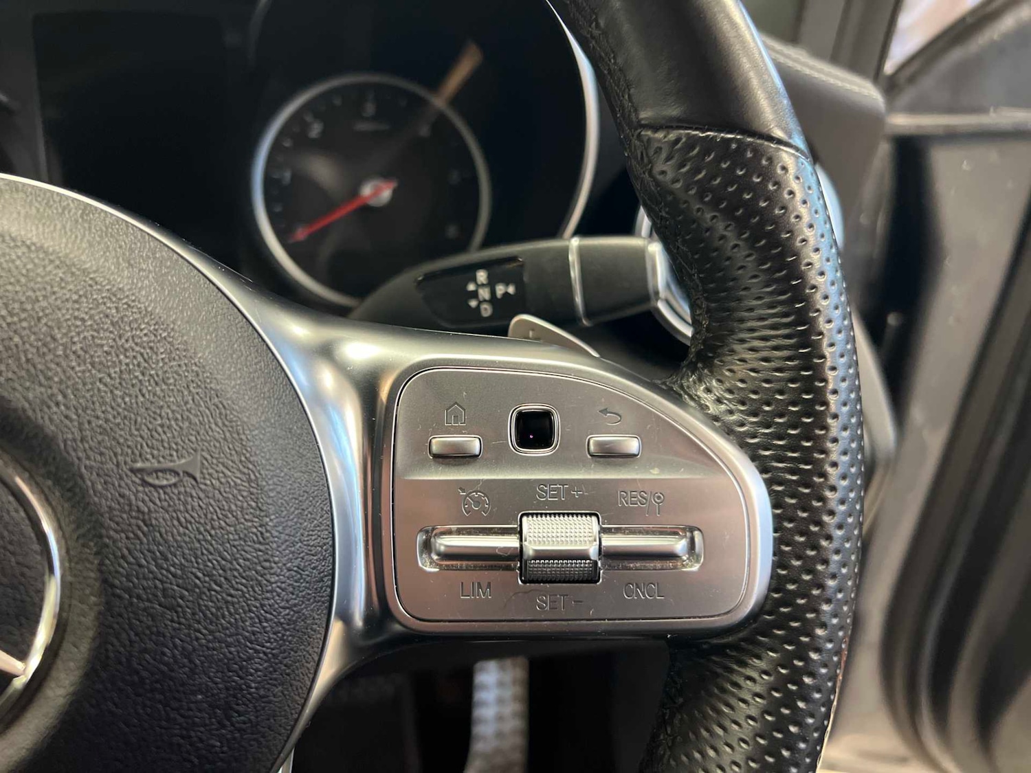 Used Mercedes-Benz GLC 2022 for sale - 77044127: Photo 17