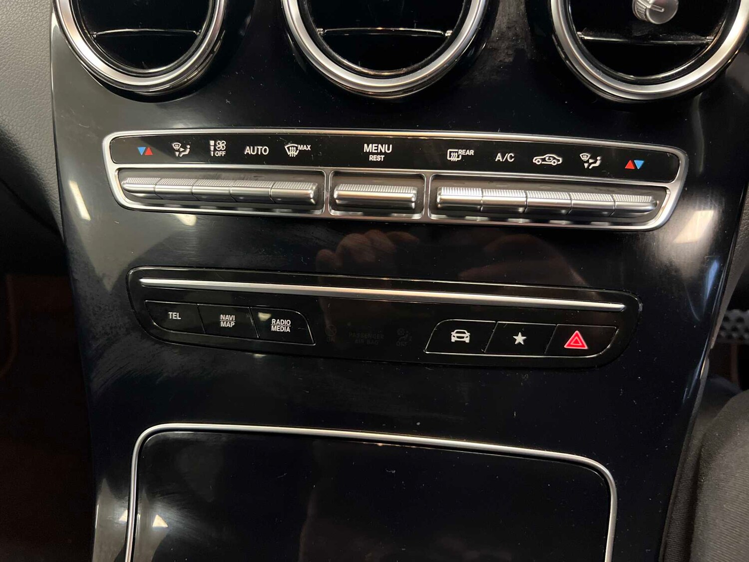 Used Mercedes-Benz GLC 2022 for sale - 77044127: Photo 22