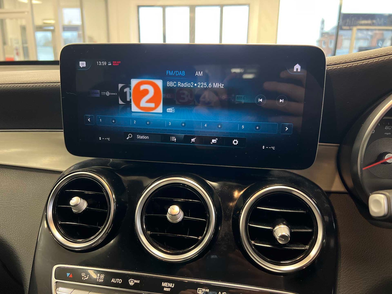 Used Mercedes-Benz GLC 2022 for sale - 77044127: Photo 28