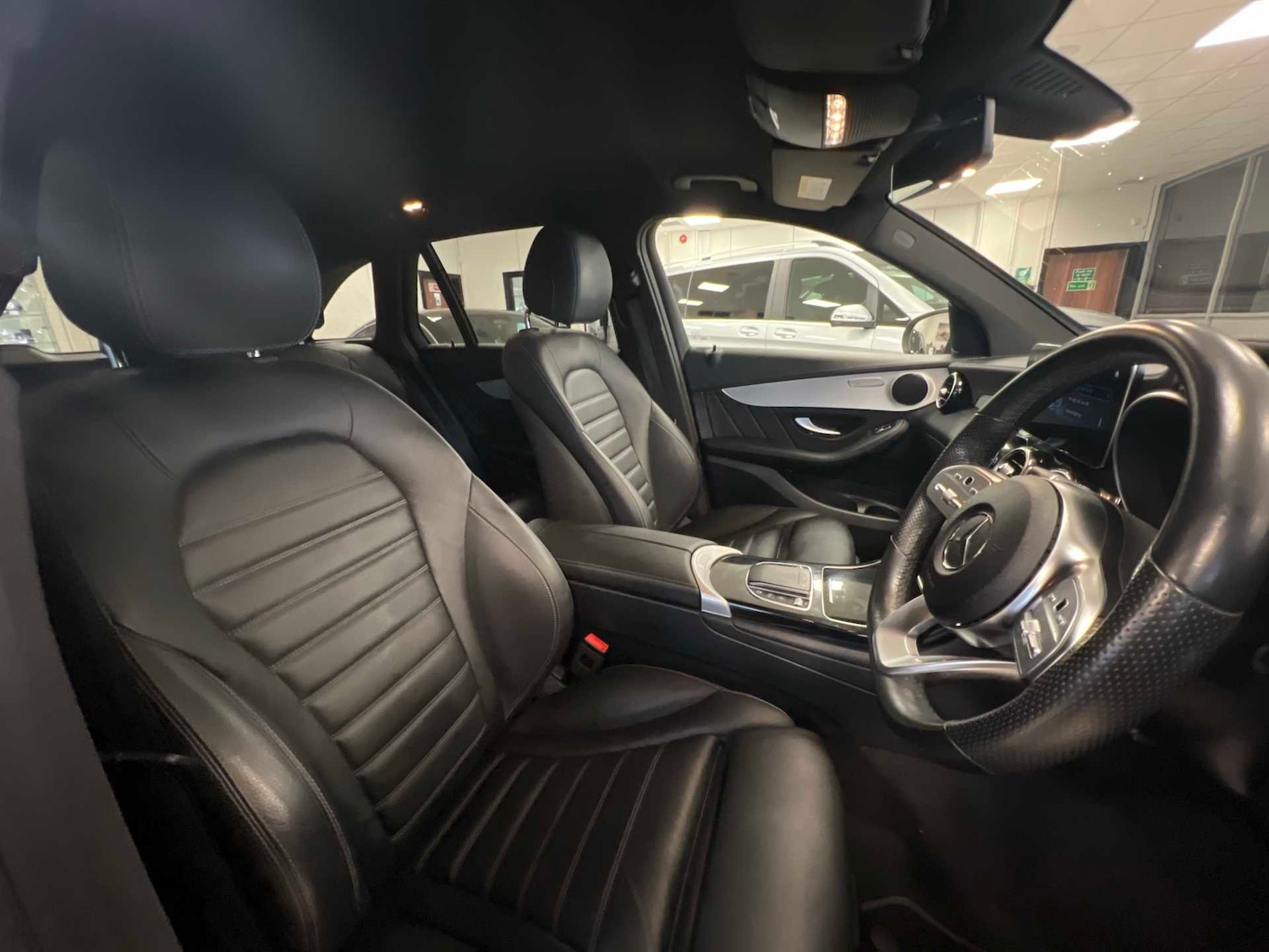 Used Mercedes-Benz GLC 2022 for sale - 77044127: Photo 32