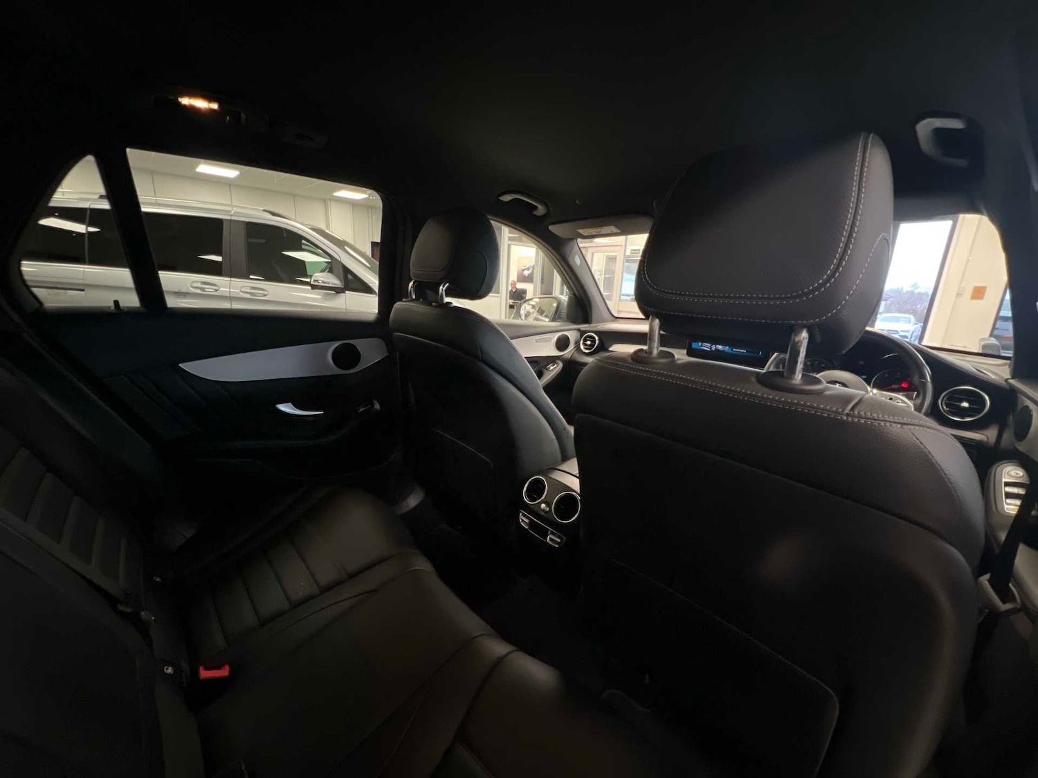 Used Mercedes-Benz GLC 2022 for sale - 77044127: Photo 35