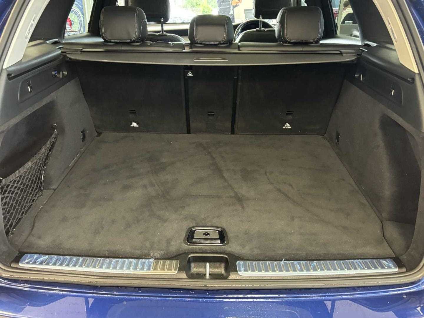 Vehicle 33