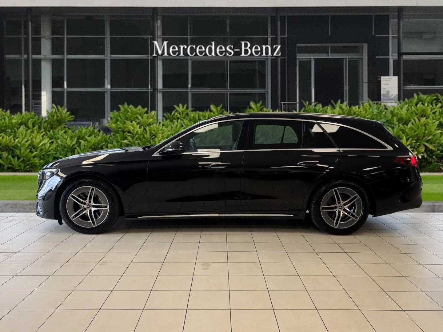 Used Mercedes-Benz E Class 2024 for sale - 75417909: Photo 3