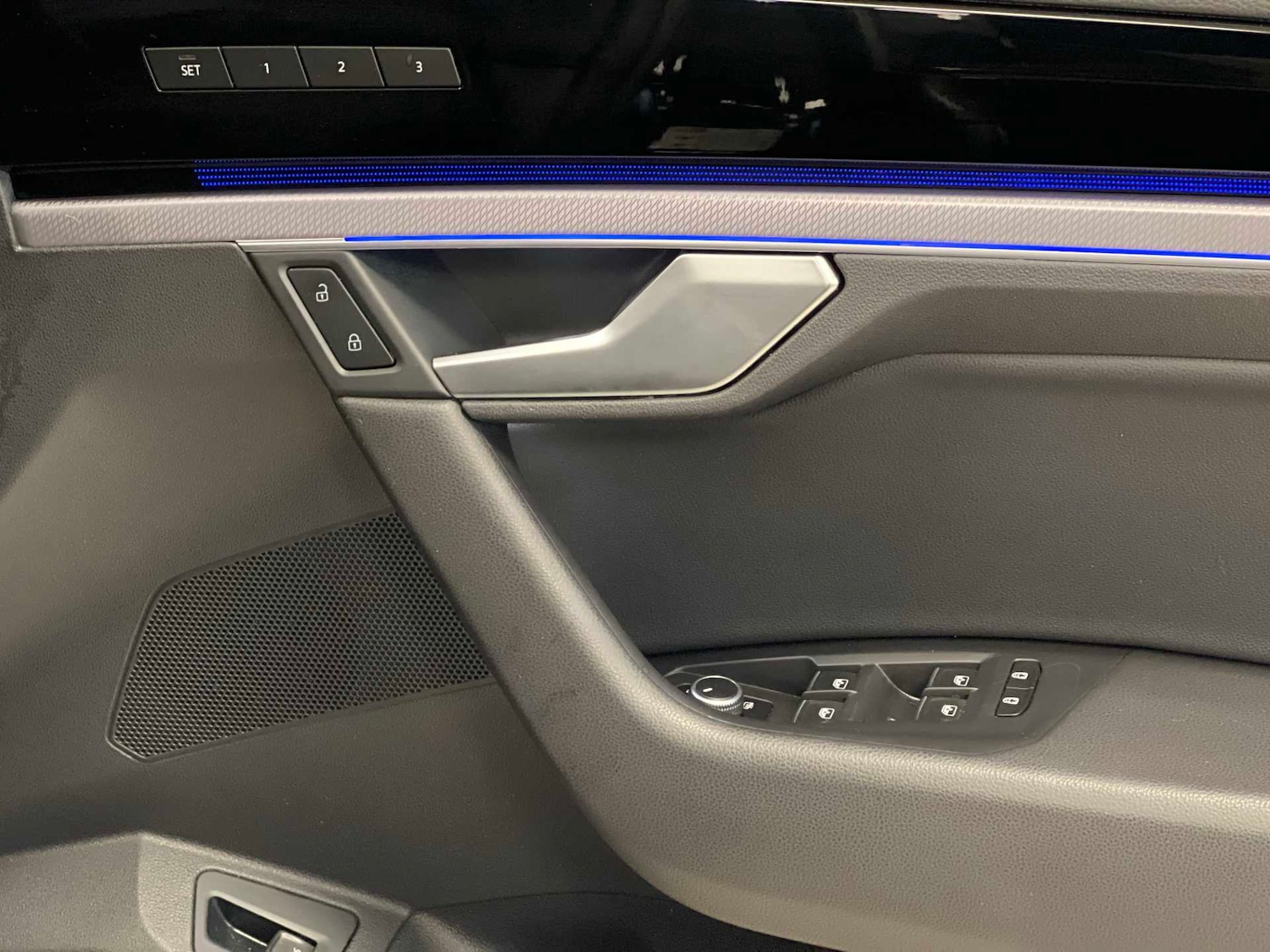 Used Volkswagen Touareg 2022 for sale - 76889810: Photo 27