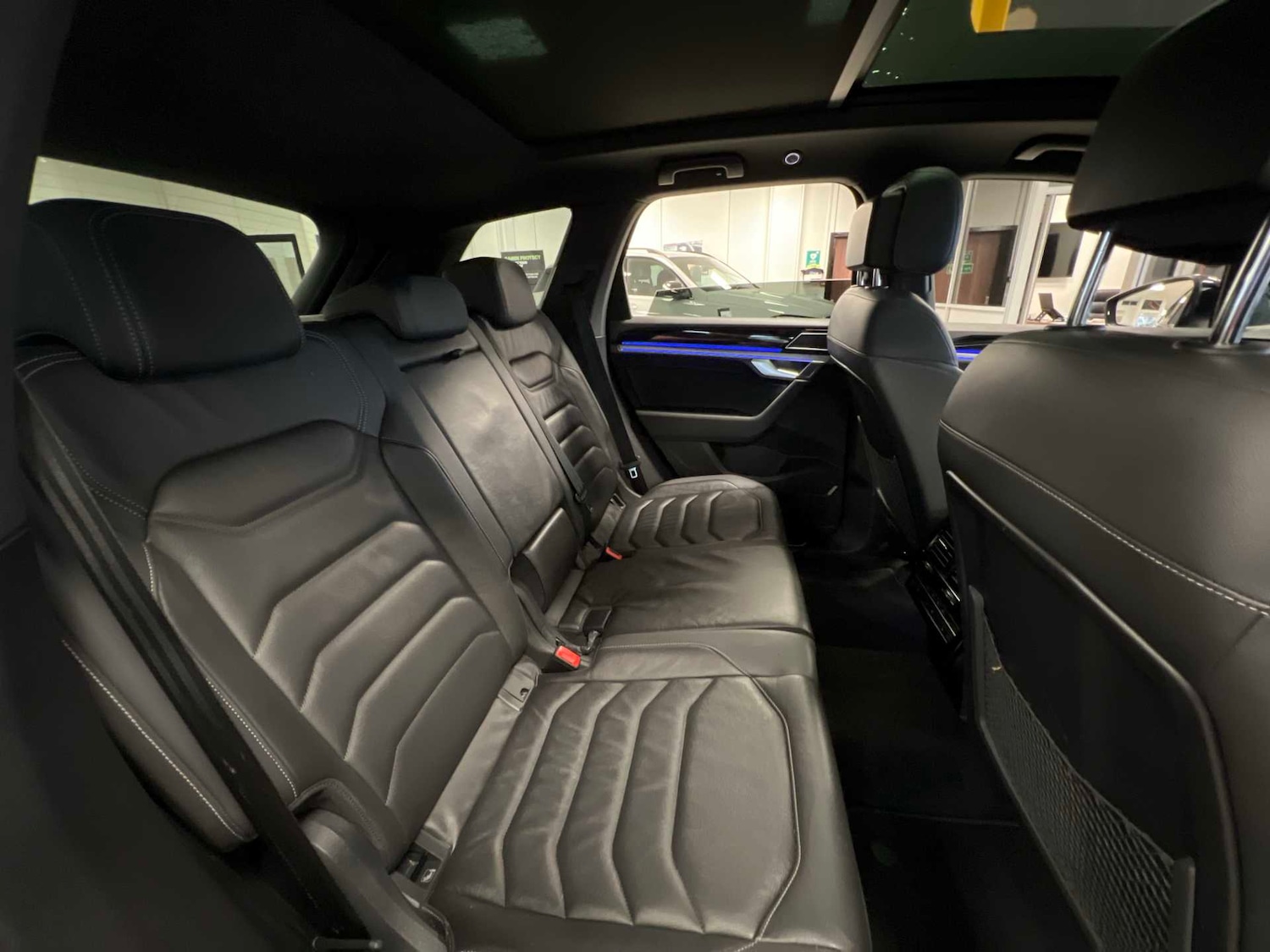 Used Volkswagen Touareg 2022 for sale - 76889810: Photo 28