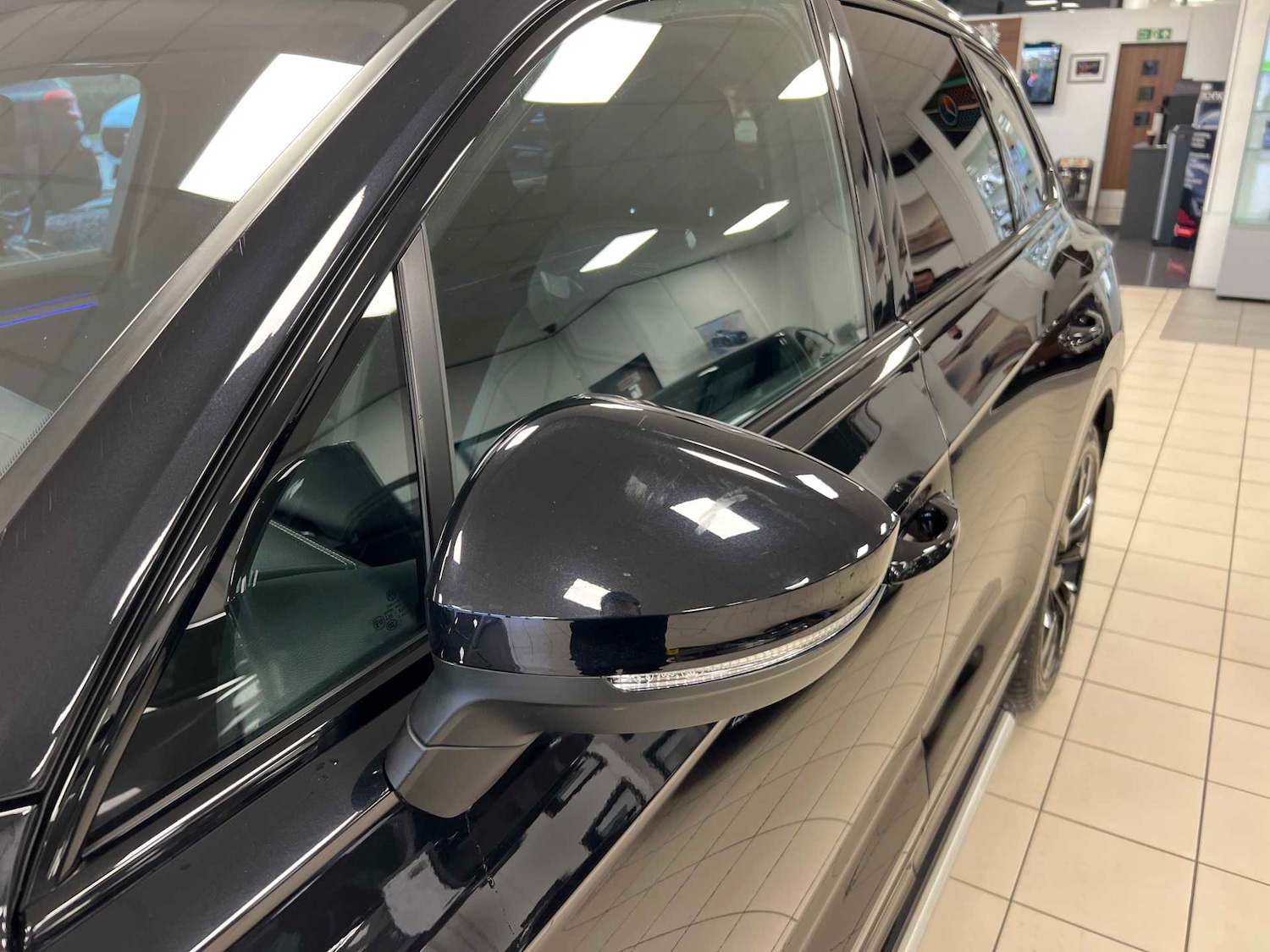 Used Volkswagen Touareg 2022 for sale - 76889810: Photo 8