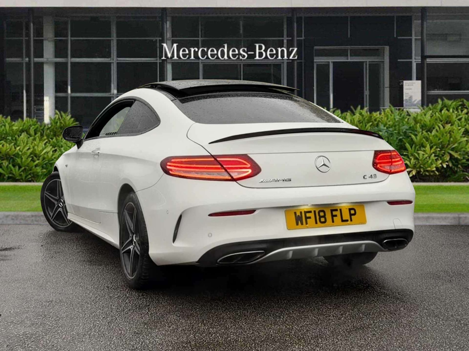 Used Mercedes-Benz C Class 2018 for sale - 76827541: Photo 2