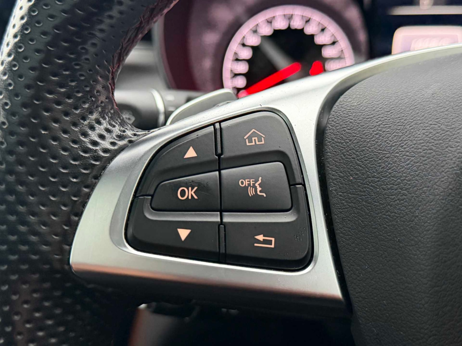 Used Mercedes-Benz C Class 2018 for sale - 76827541: Photo 22