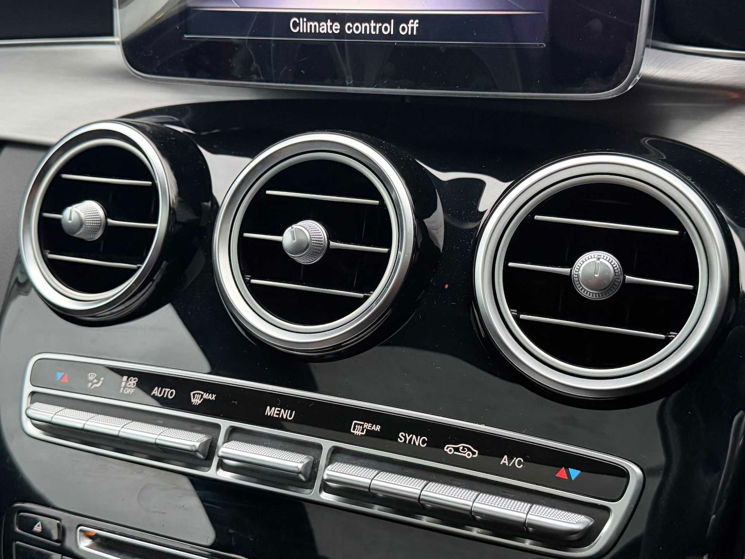 Used Mercedes-Benz C Class 2018 for sale - 76827541: Photo 26