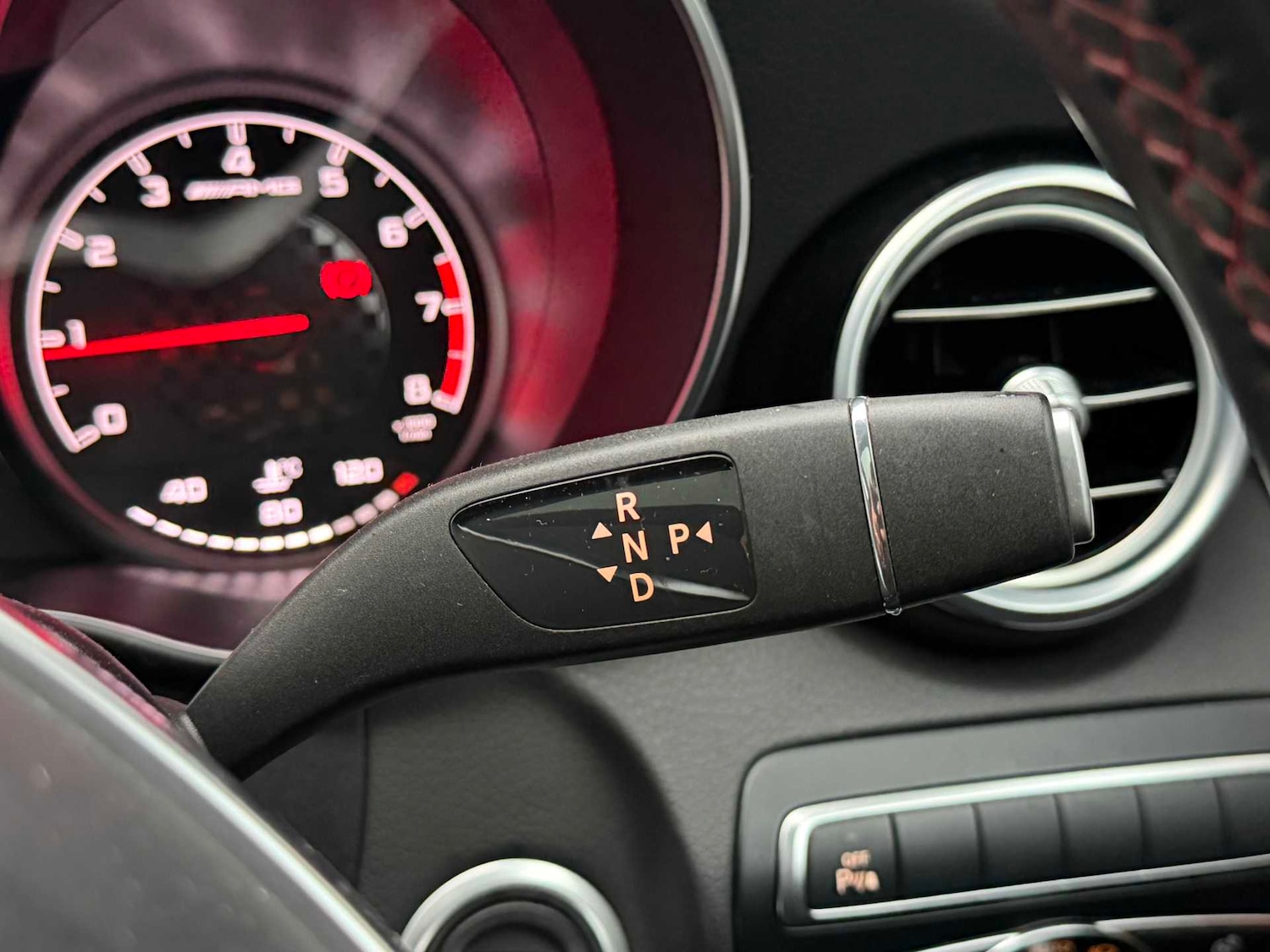 Used Mercedes-Benz C Class 2018 for sale - 76827541: Photo 31