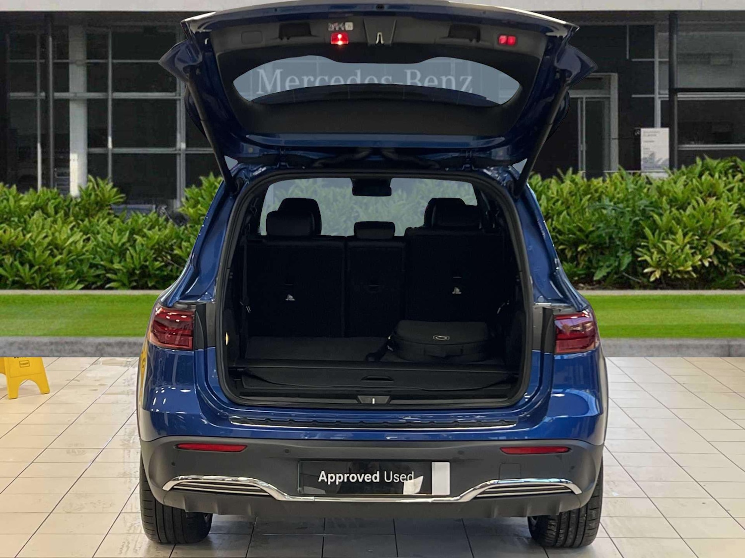 Used Mercedes-Benz EQB 2024 for sale - 76718194: Photo 5