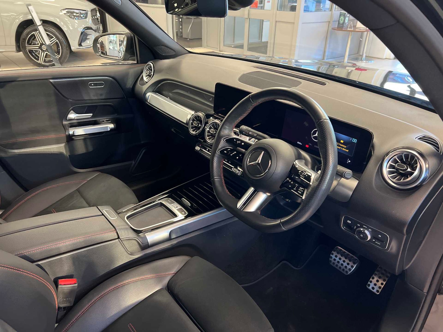 Used Mercedes-Benz GLB 2024 for sale - 76967825: Photo 14