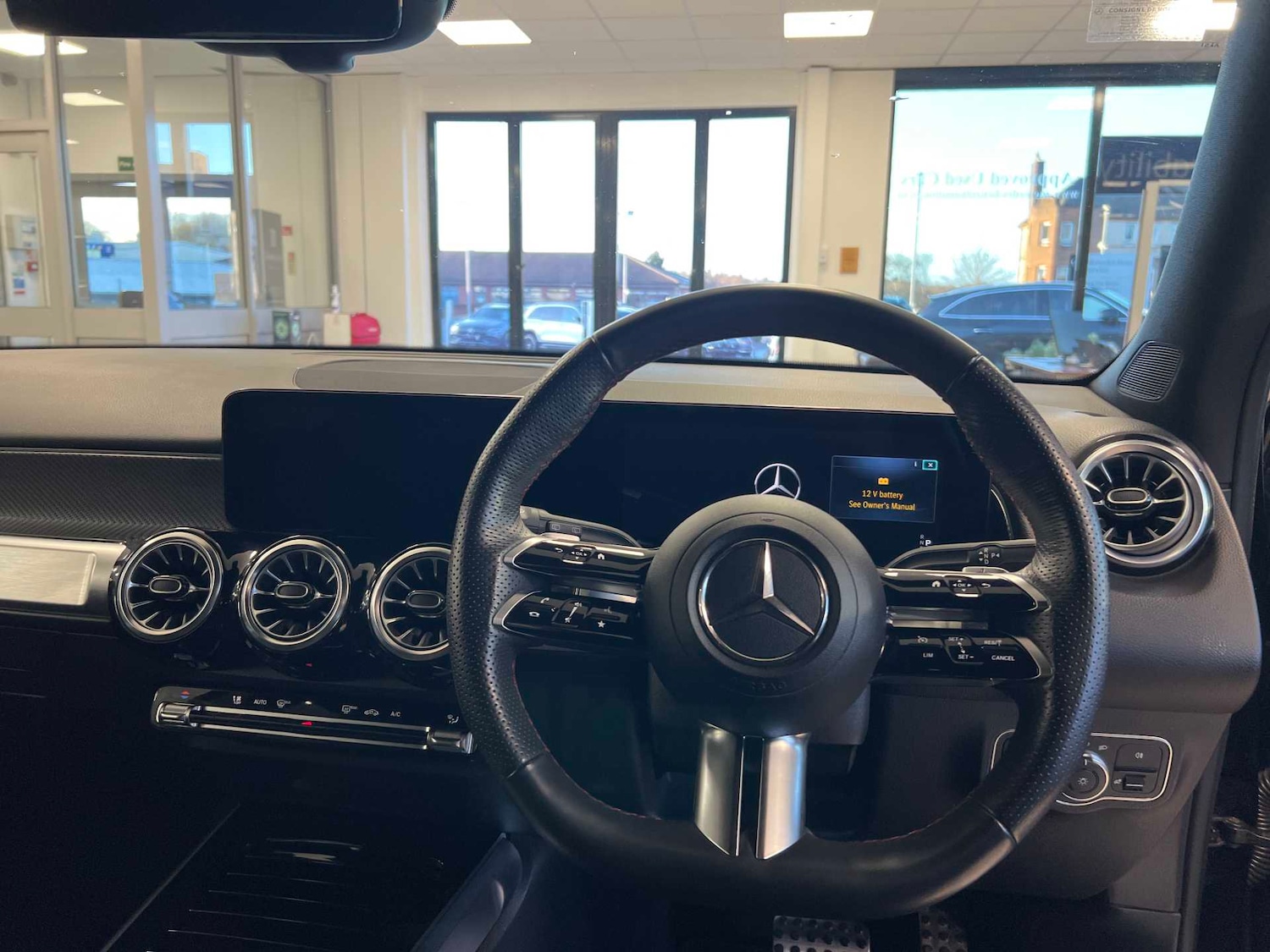 Used Mercedes-Benz GLB 2024 for sale - 76967825: Photo 15