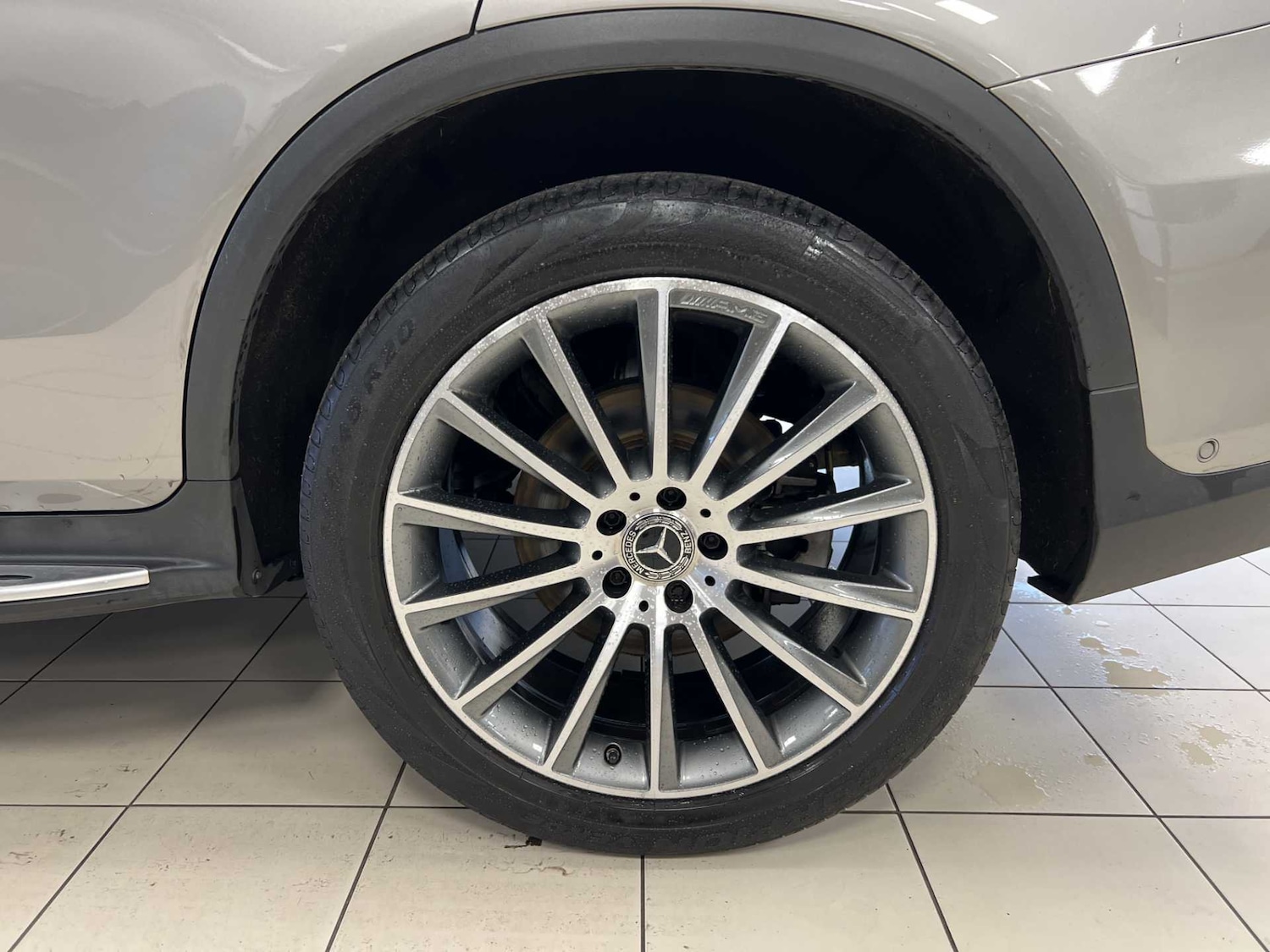 Used Mercedes-Benz GLC 2019 for sale - 76192038: Photo 9