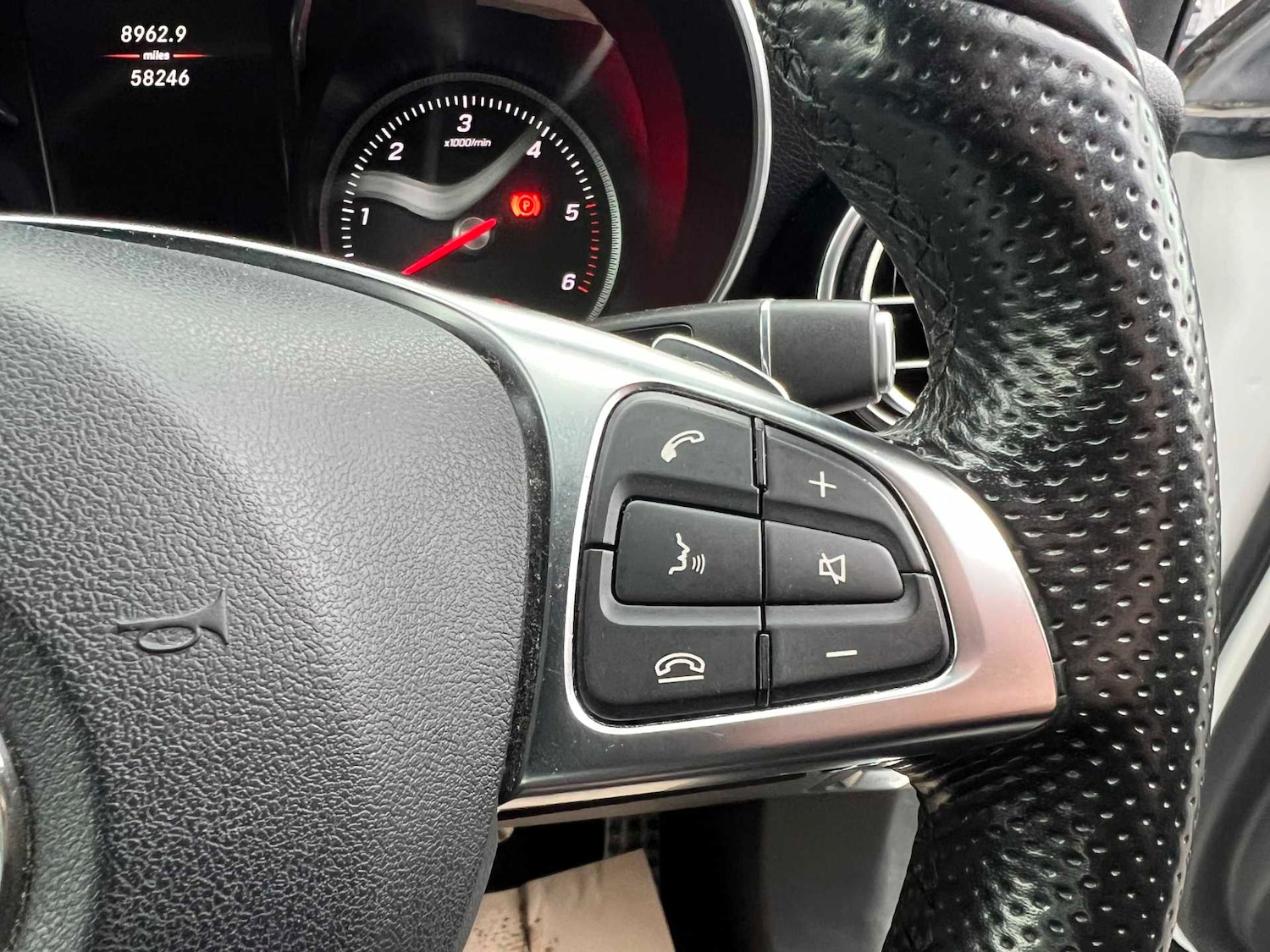 Used Mercedes-Benz GLC 2017 for sale - 77540592: Photo 17