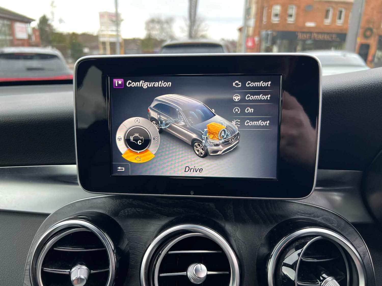 Used Mercedes-Benz GLC 2017 for sale - 77540592: Photo 35