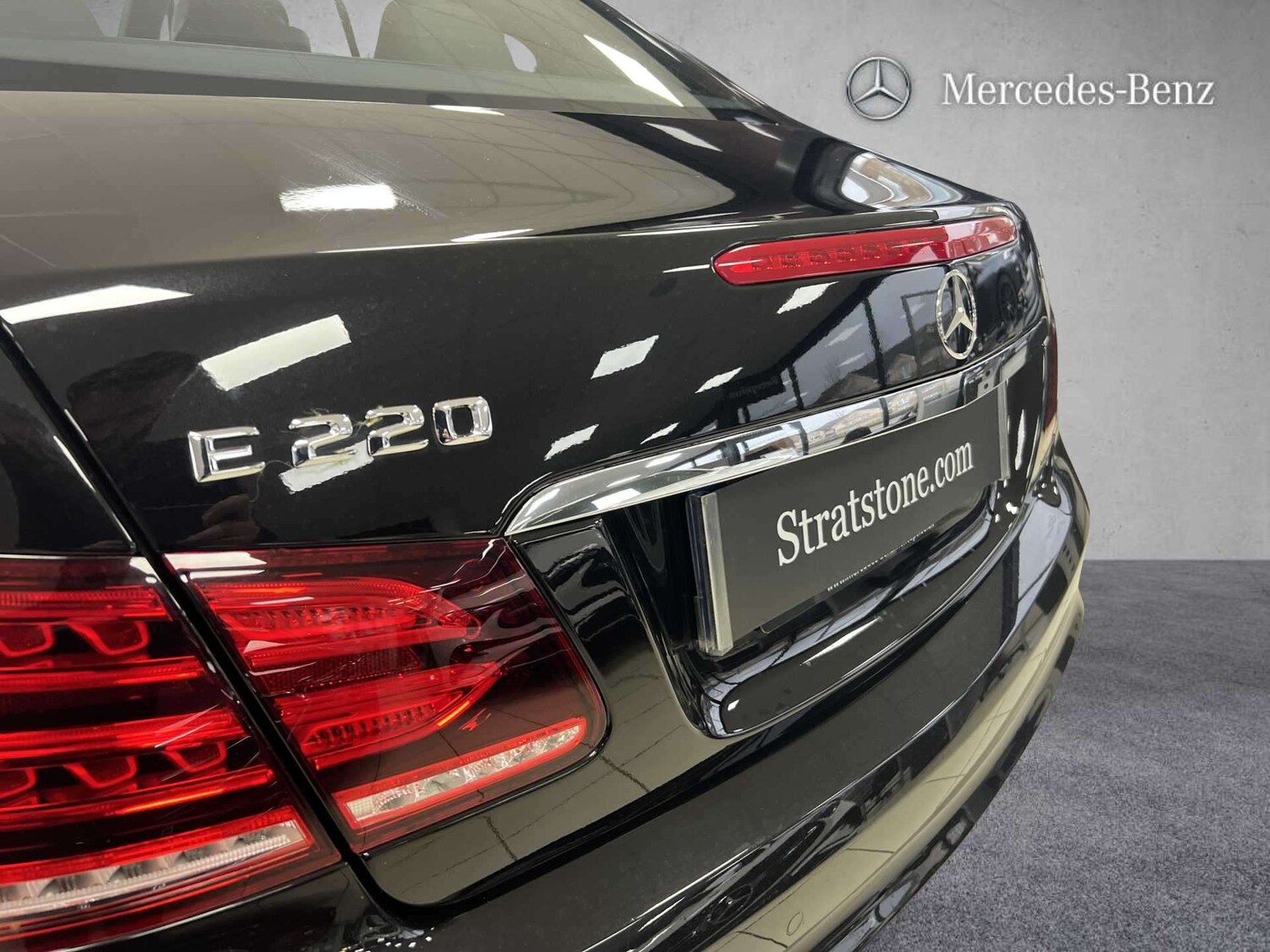 Used Mercedes-Benz E Class 2014 for sale - 77995906: Photo 11