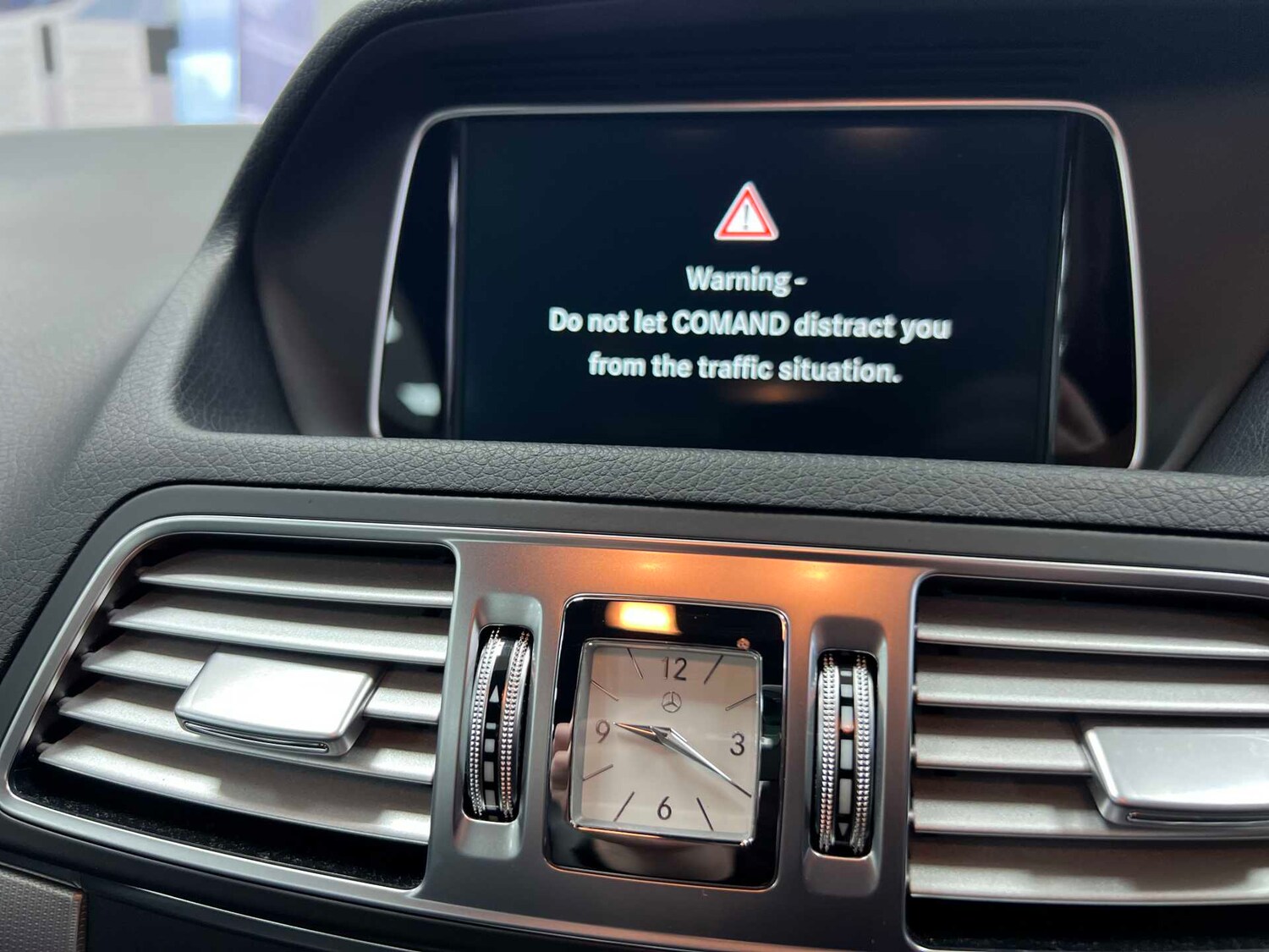 Used Mercedes-Benz E Class 2014 for sale - 77995906: Photo 29