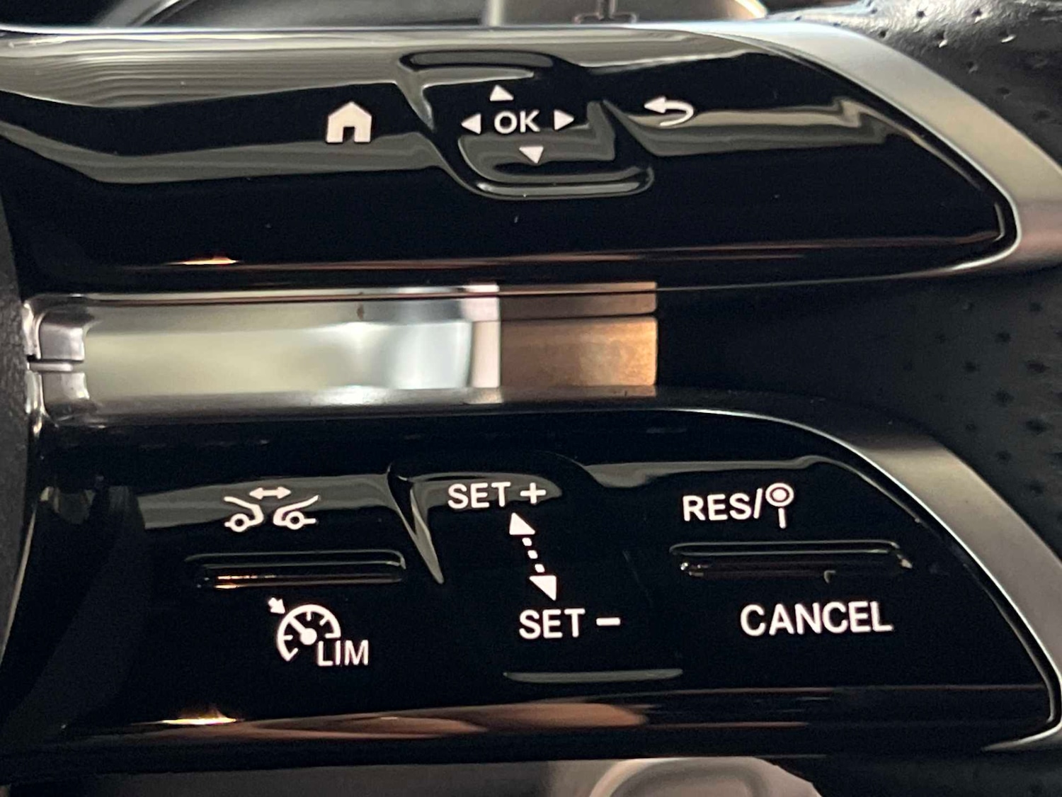 Used Mercedes-Benz GLB 2024 for sale - 77397871: Photo 32