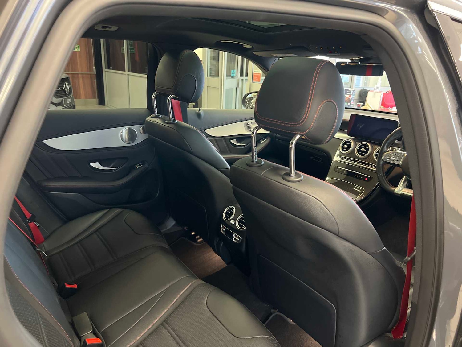 Used Mercedes-Benz GLC 2021 for sale - 77308494: Photo 35