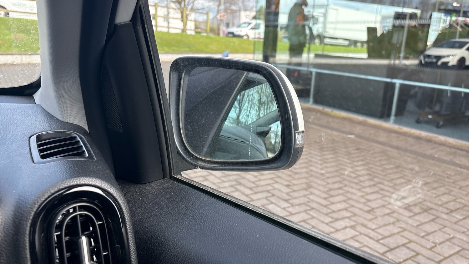 Used Kia Picanto 2023 for sale - 78094929: Photo 25