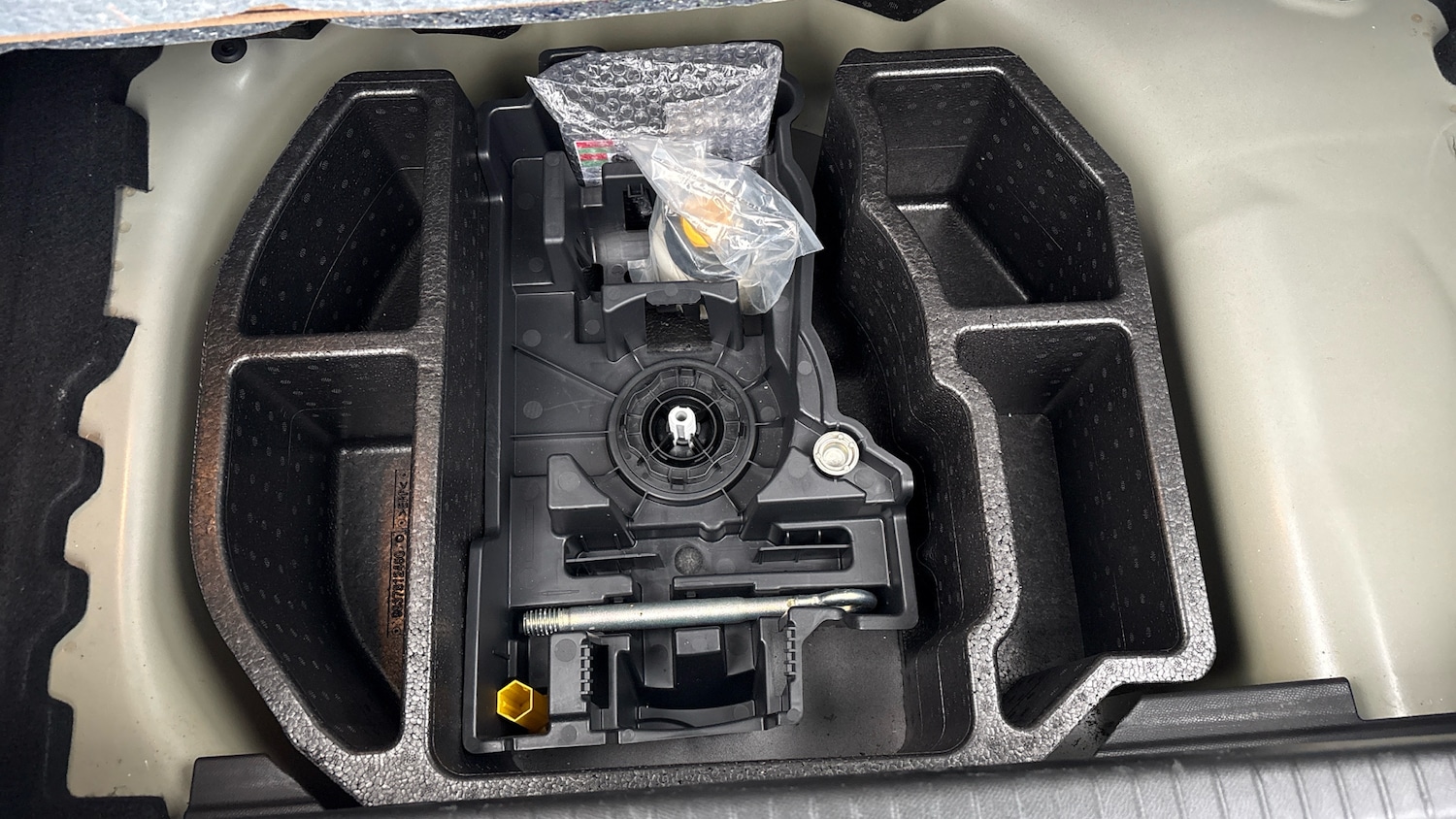 Used Peugeot 208 2021 for sale - 77206901: Photo 21