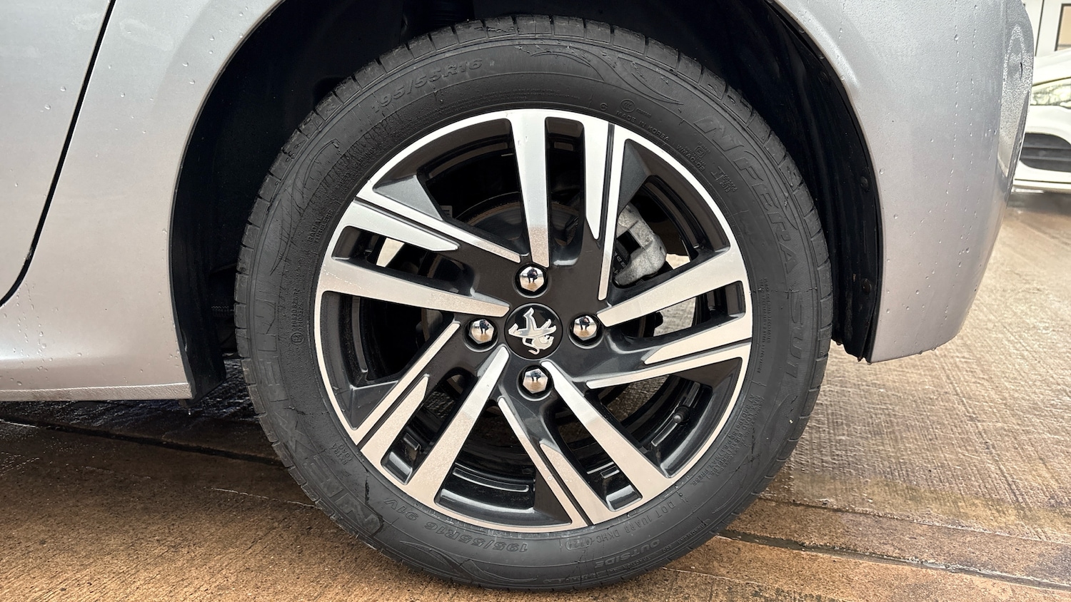 Used Peugeot 208 2021 for sale - 77206901: Photo 25