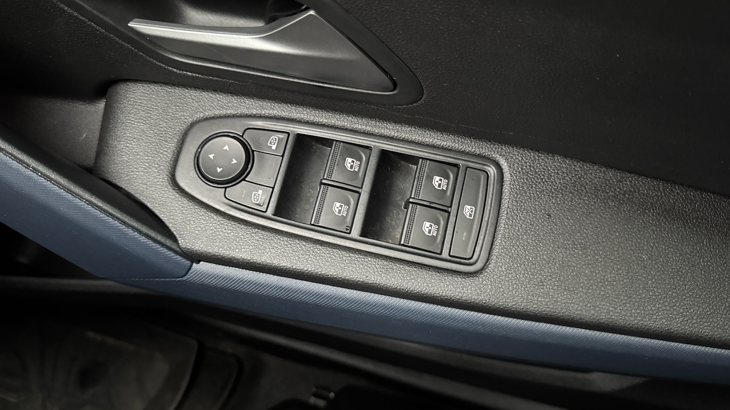 Used Dacia Duster 2025 for sale - 77324363: Photo 33