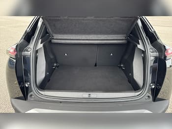 Used Peugeot 2008 2023 for sale - 79684432: Photo