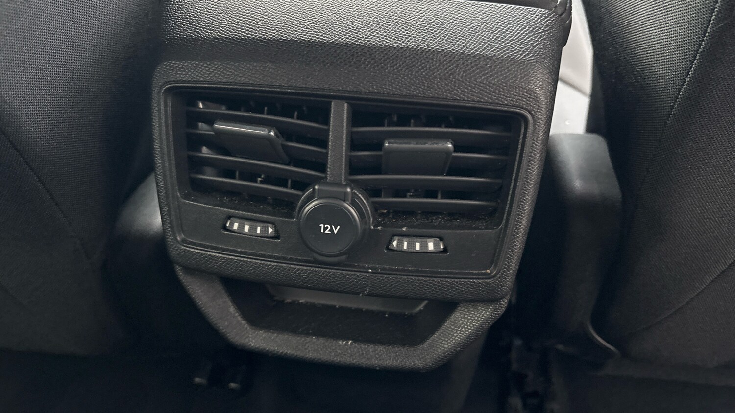 Used Peugeot 3008 2024 for sale - 76319965: Photo 30