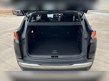 Used Peugeot 3008 2024 for sale - 76319965: Photo