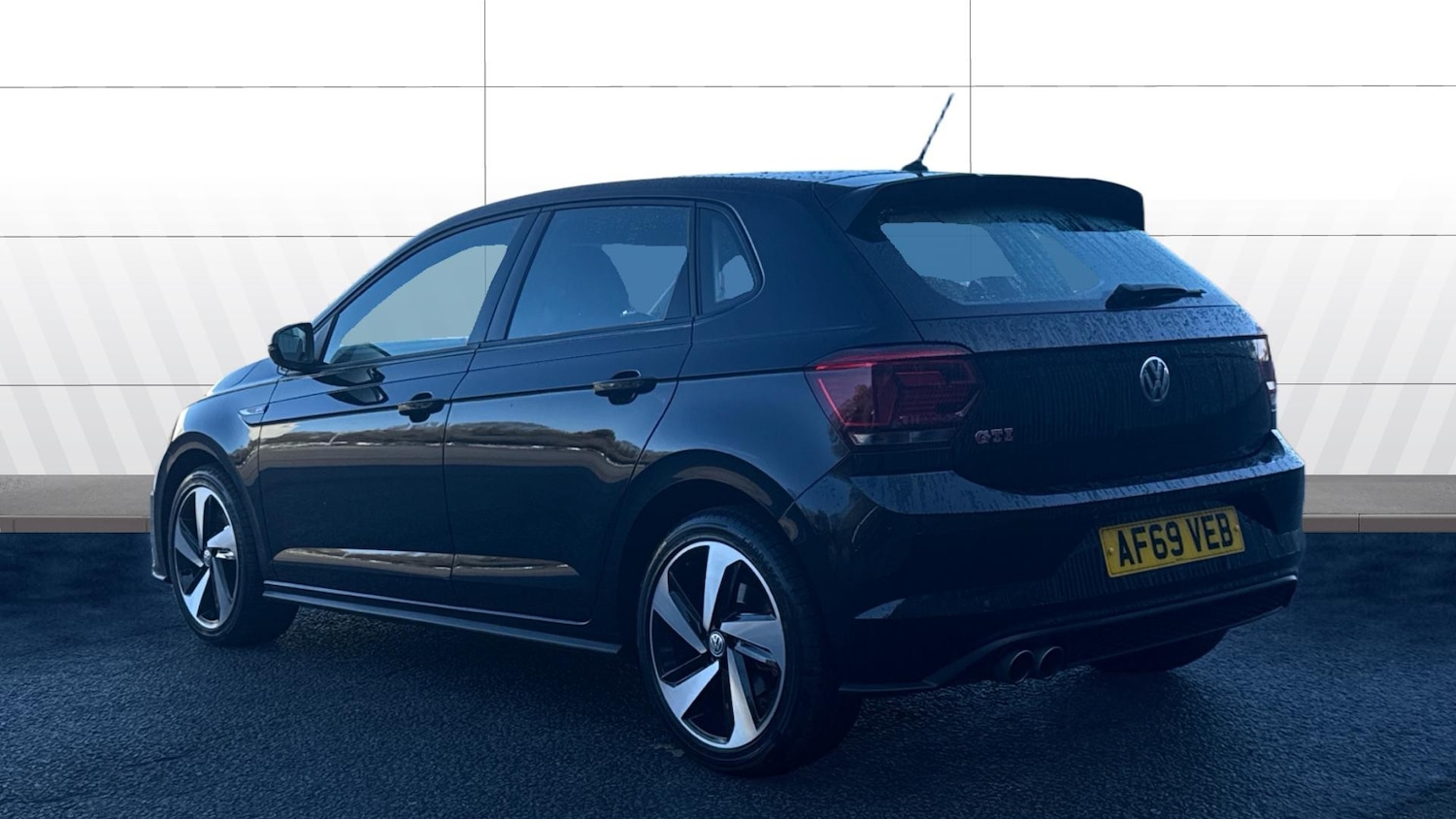 Used Volkswagen Polo 2019 for sale - 77847688: Photo 2