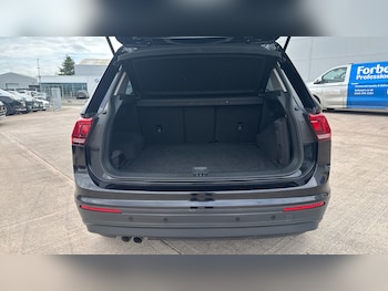 Used Volkswagen Tiguan 2017 for sale - 78970398: Photo