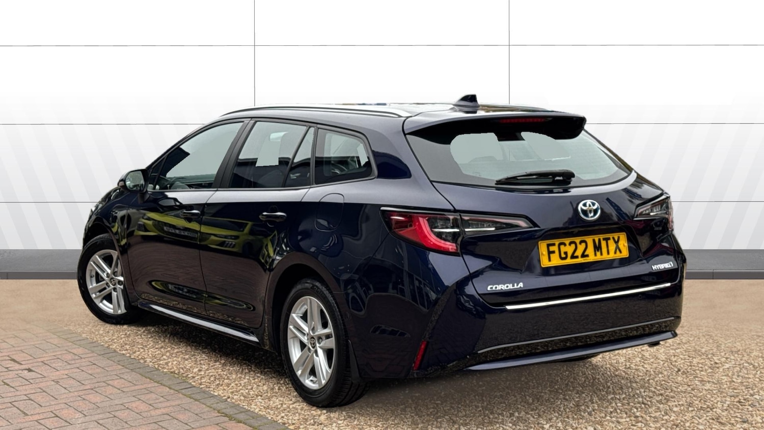 Used Toyota Corolla 2022 for sale - 76275893: Photo 2