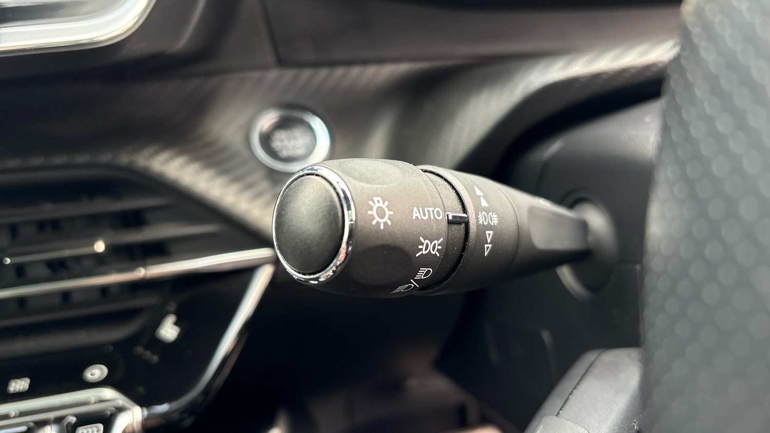 Used Peugeot 2008 2020 for sale - 76894355: Photo 23