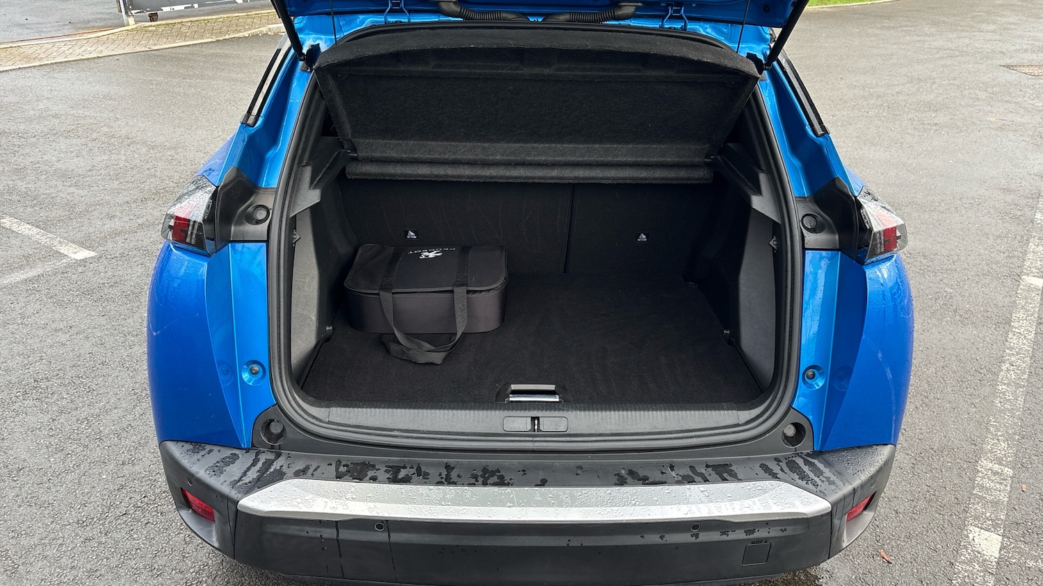 Used Peugeot 2008 2020 for sale - 76894355: Photo 4