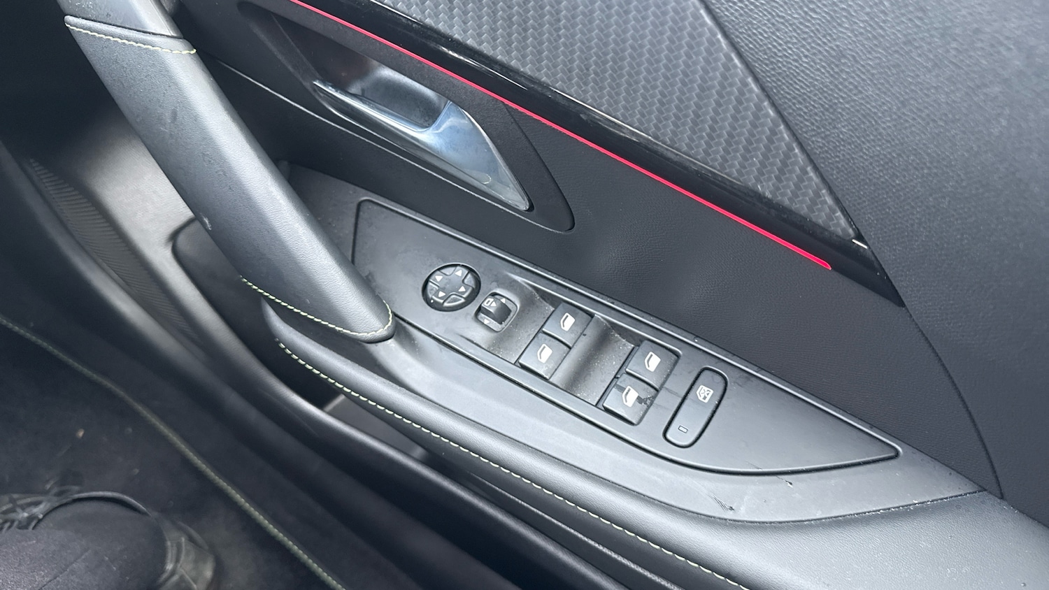 Used Peugeot 208 2022 for sale - 77285423: Photo 27