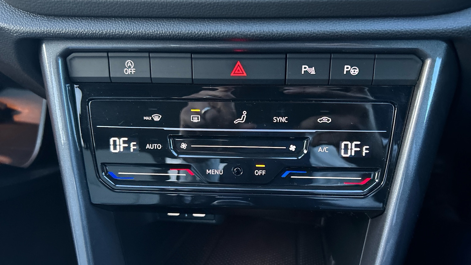 Used Volkswagen T-Roc 2023 for sale - 77781403: Photo 26