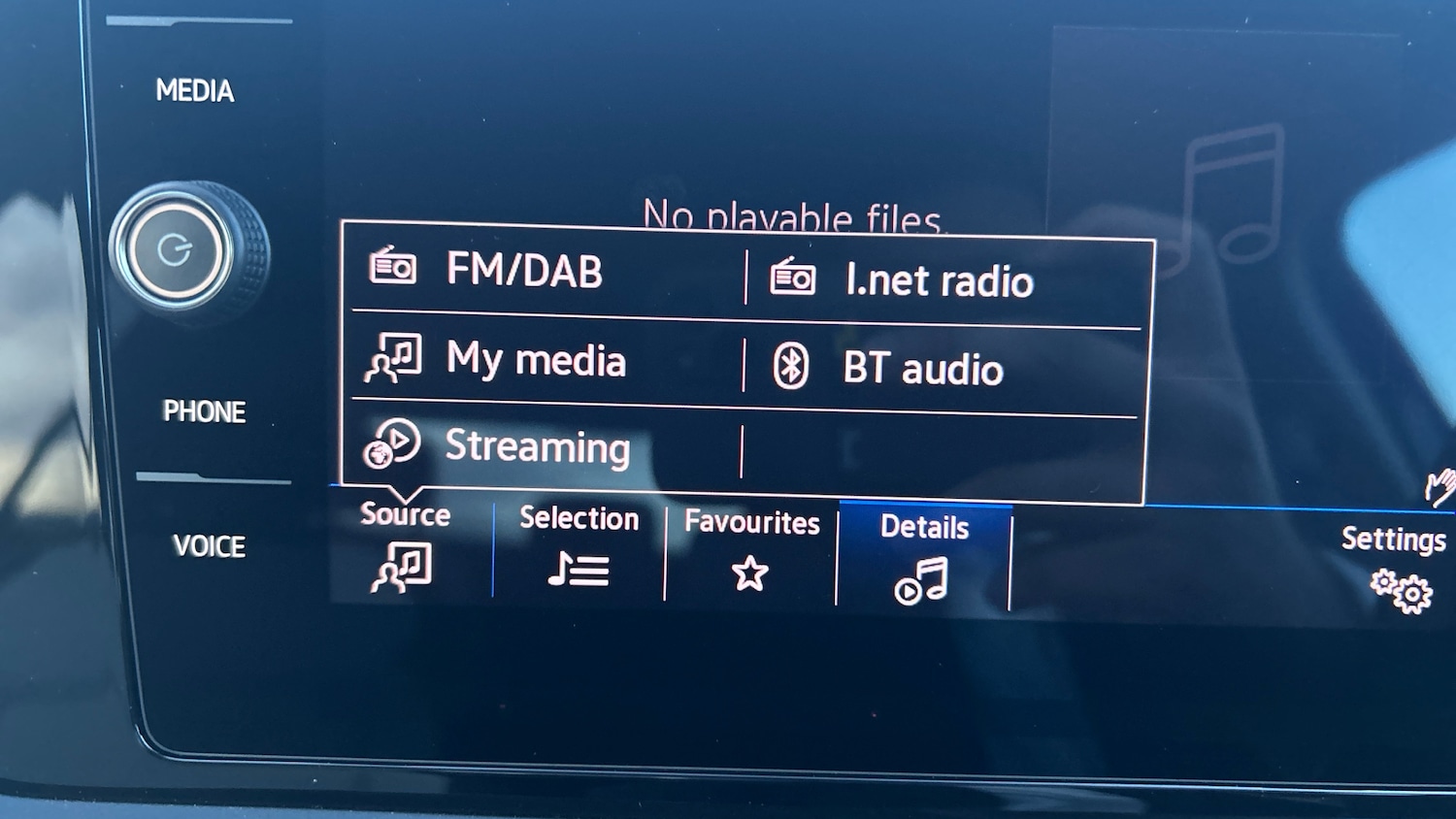 Used Volkswagen T-Roc 2023 for sale - 77781403: Photo 29