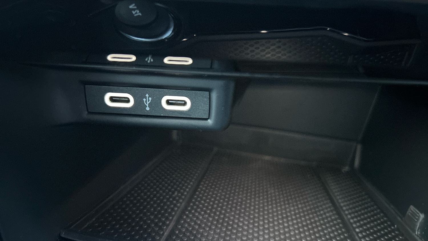 Used Volkswagen T-Roc 2023 for sale - 77781403: Photo 31