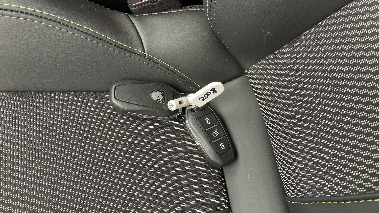 Used Peugeot 2008 2024 for sale - 77760510: Photo 20