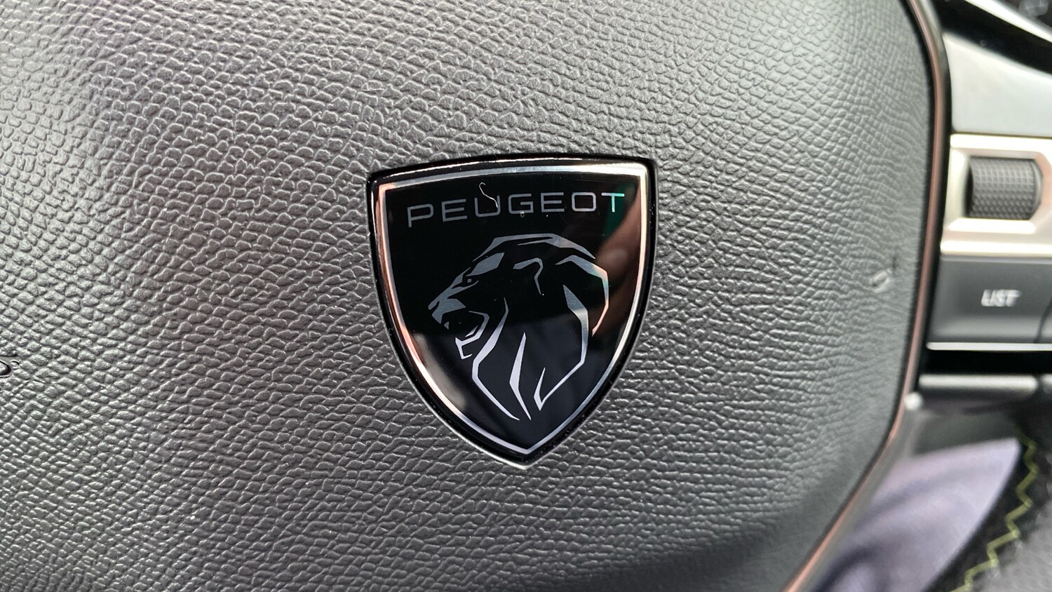 Used Peugeot 2008 2024 for sale - 77760510: Photo 51