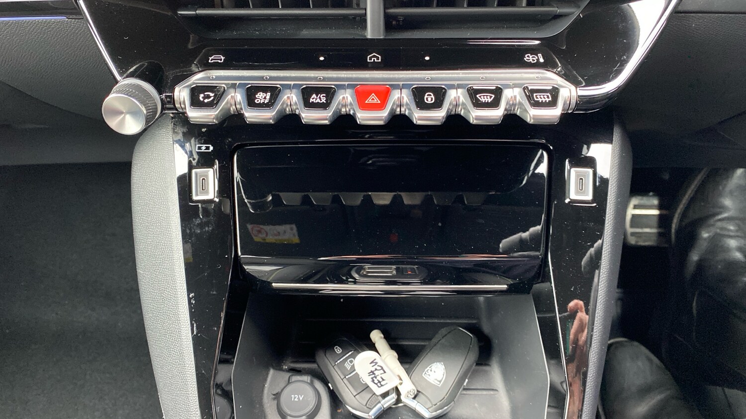 Used Peugeot 2008 2024 for sale - 77760510: Photo 64