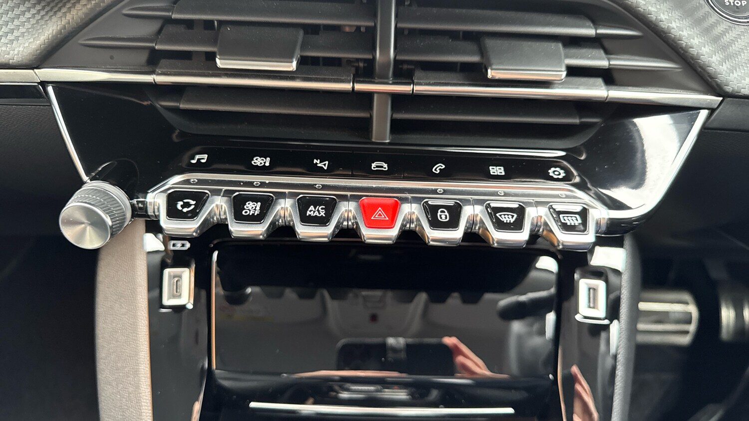 Used Peugeot 2008 2022 for sale - 76146462: Photo 29